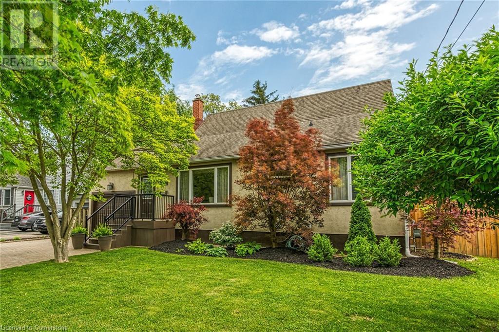 148 Lakeshore Road, St. Catharines, Ontario  L2N 2V1 - Photo 1 - 40740437