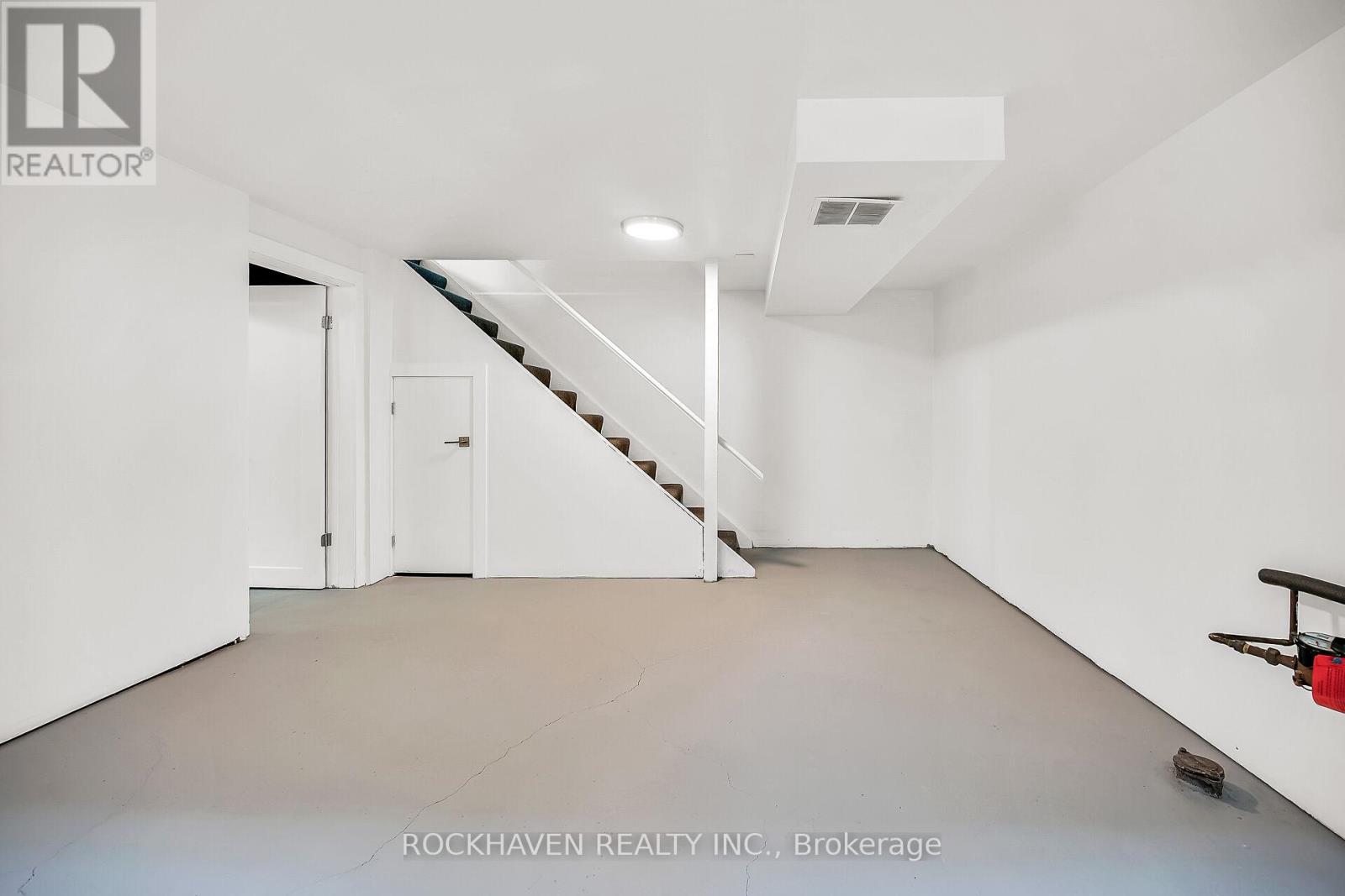 488 Upper Kenilworth Avenue, Hamilton (Huntington), Ontario  L8T 4G8 - Photo 19 - X12214551