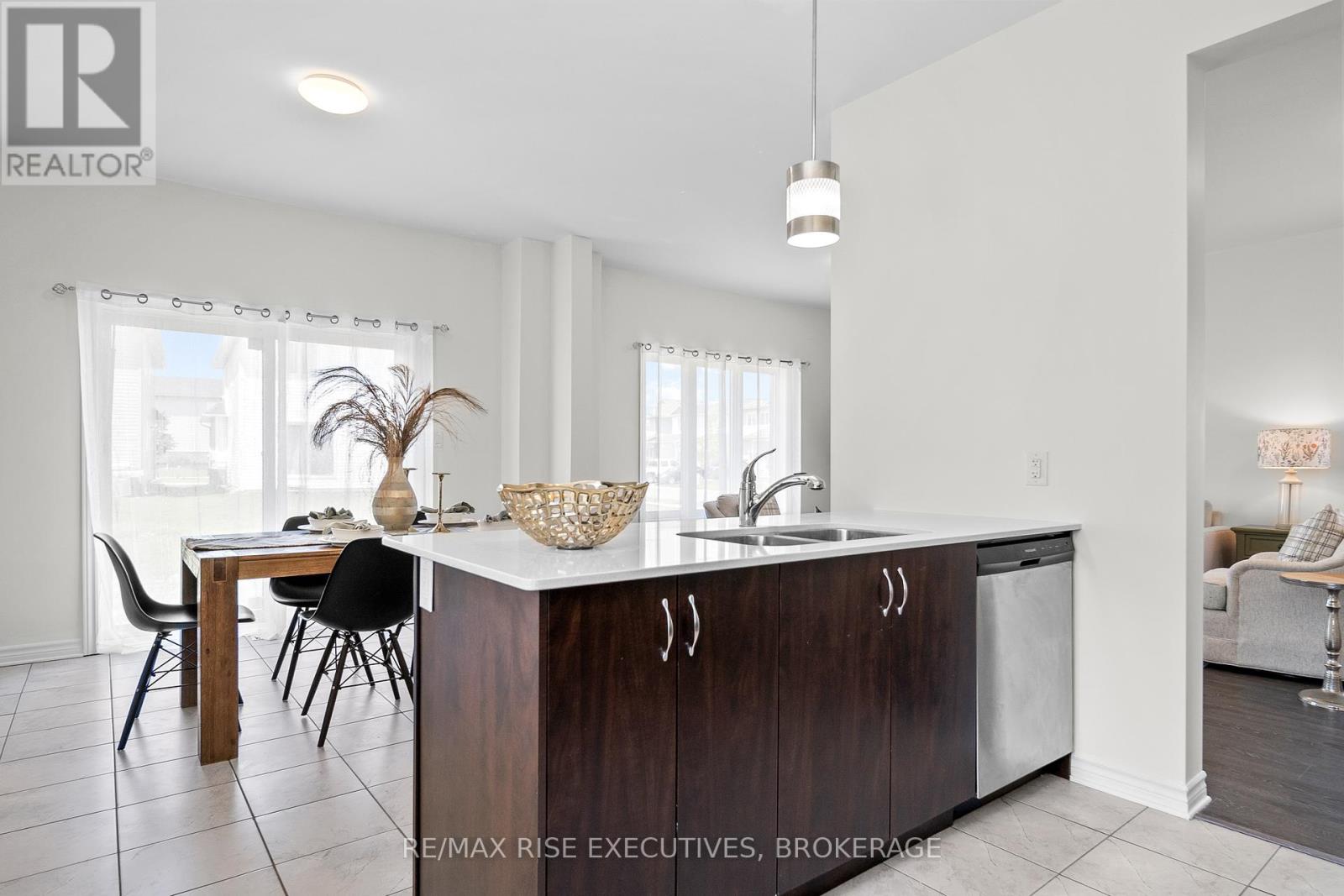 111 Brennan Crescent, Loyalist (Odessa), Ontario  K0H 2H0 - Photo 20 - X12211924