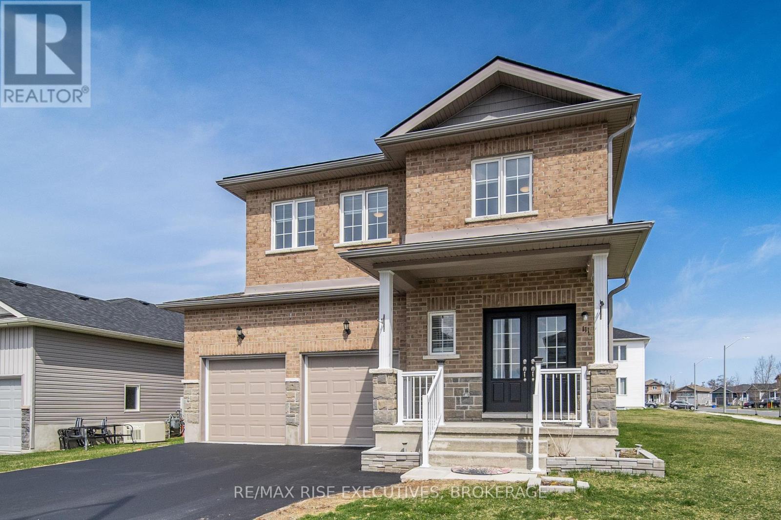 111 Brennan Crescent, Loyalist (Odessa), Ontario  K0H 2H0 - Photo 3 - X12211924