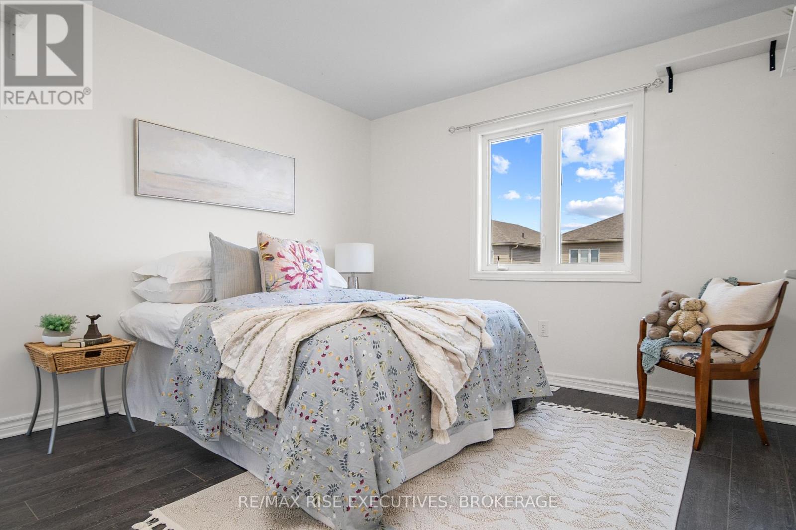 111 Brennan Crescent, Loyalist (Odessa), Ontario  K0H 2H0 - Photo 33 - X12211924
