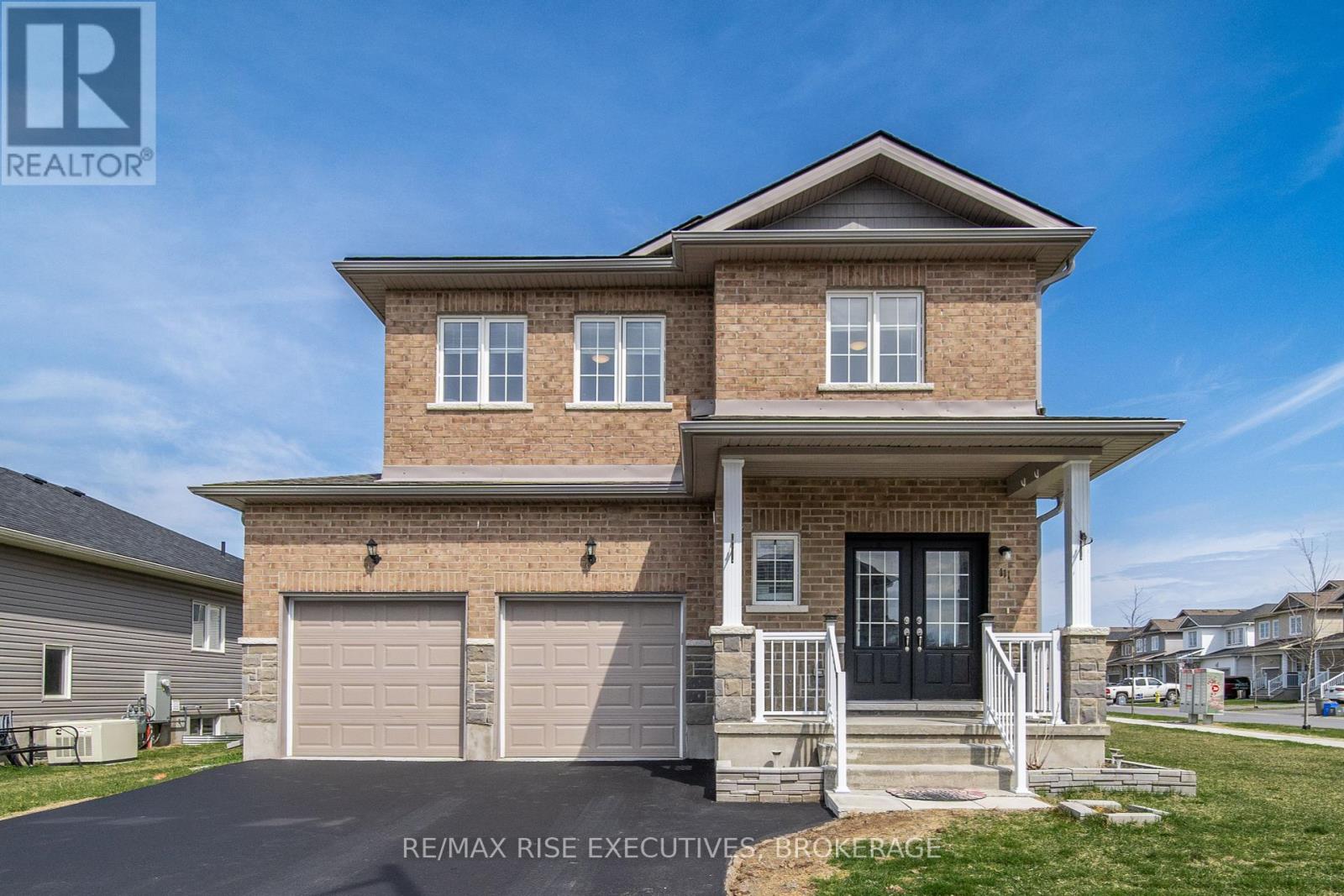 111 Brennan Crescent, Loyalist (Odessa), Ontario  K0H 2H0 - Photo 4 - X12211924