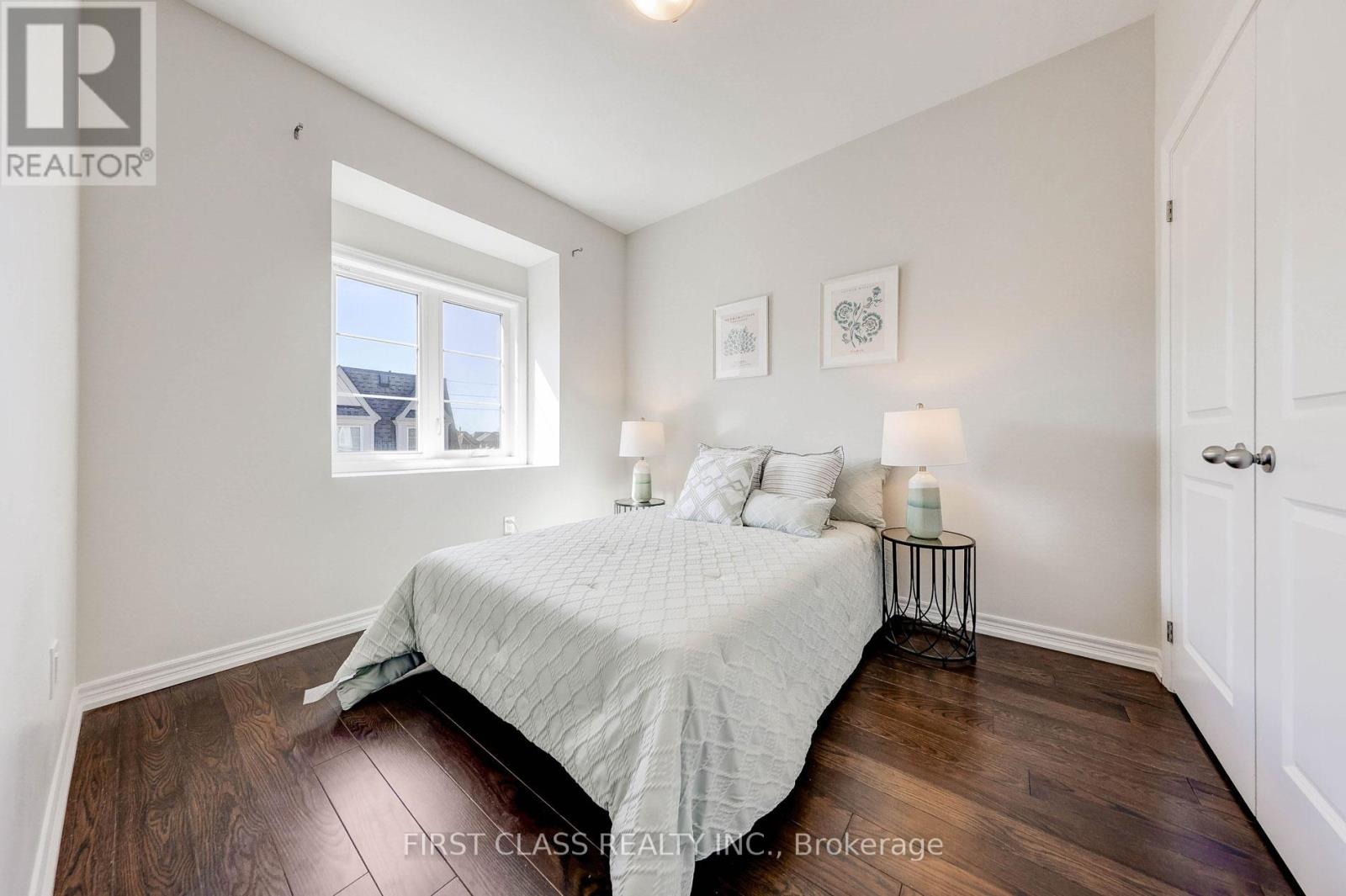 8 Deep River Lane, Richmond Hill, Ontario  L4C 5S4 - Photo 27 - N12166088