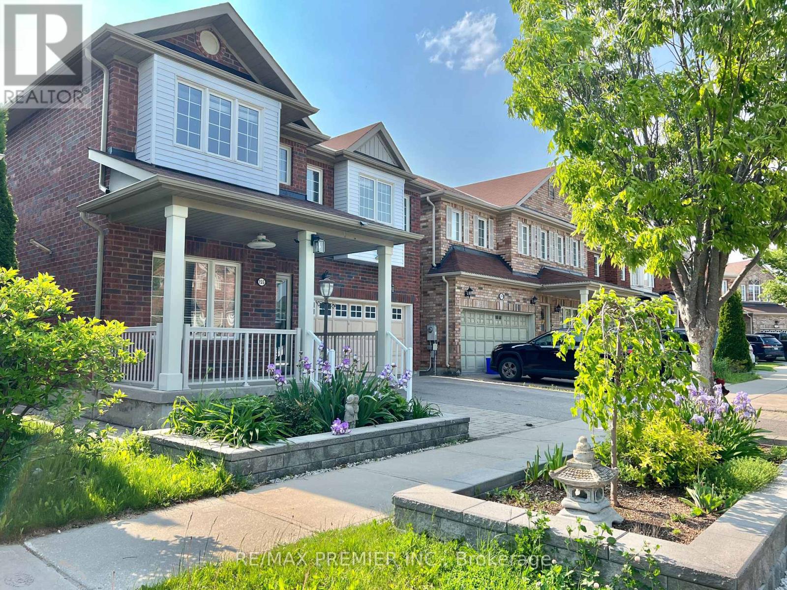 155 Penndutch Circle, Whitchurch-Stouffville (Stouffville), Ontario  L4A 0N9 - Photo 2 - N12213047