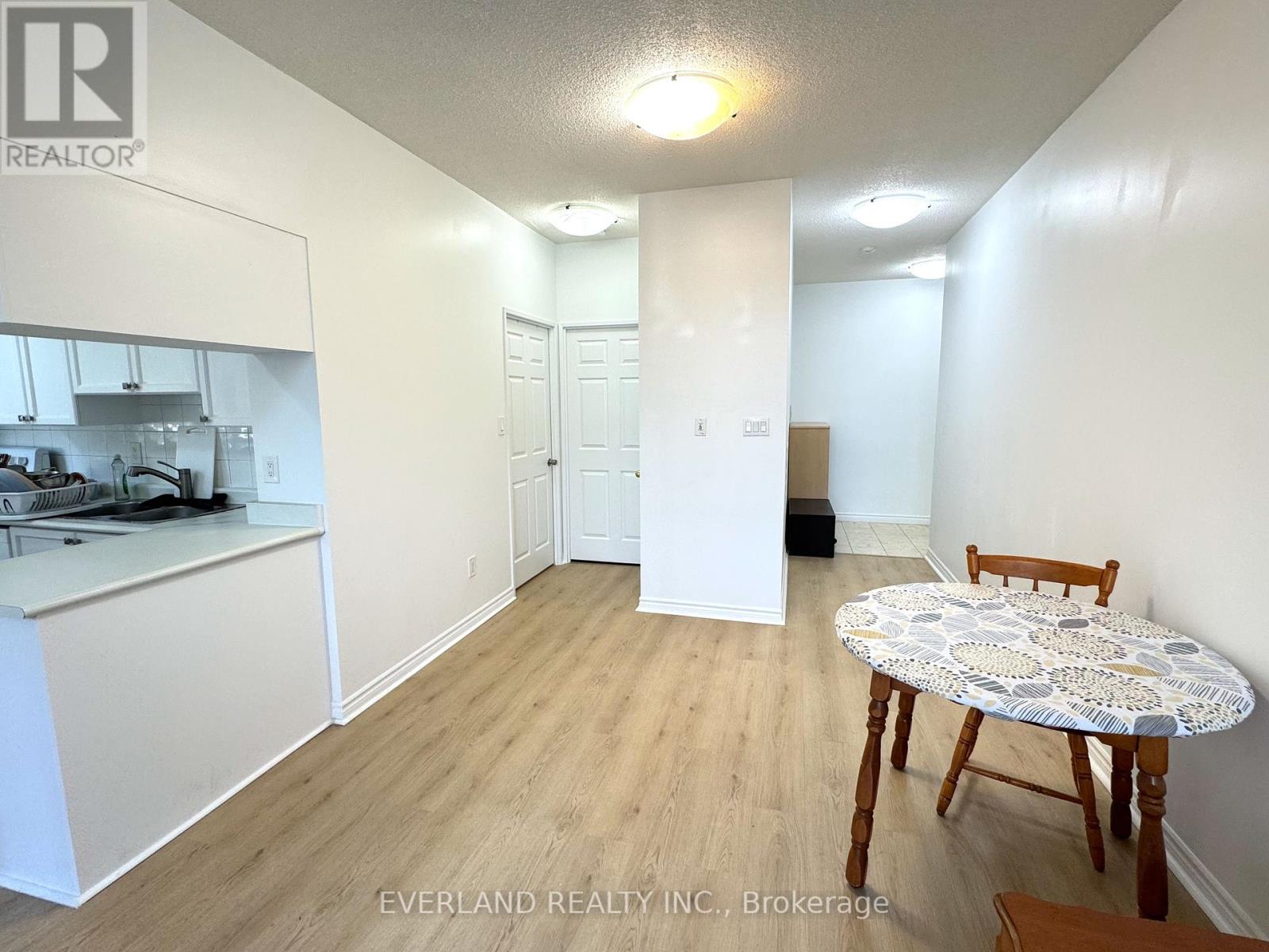 105 - 195 Merton Street, Toronto (Mount Pleasant West), Ontario  M4S 3H6 - Photo 13 - C12214568