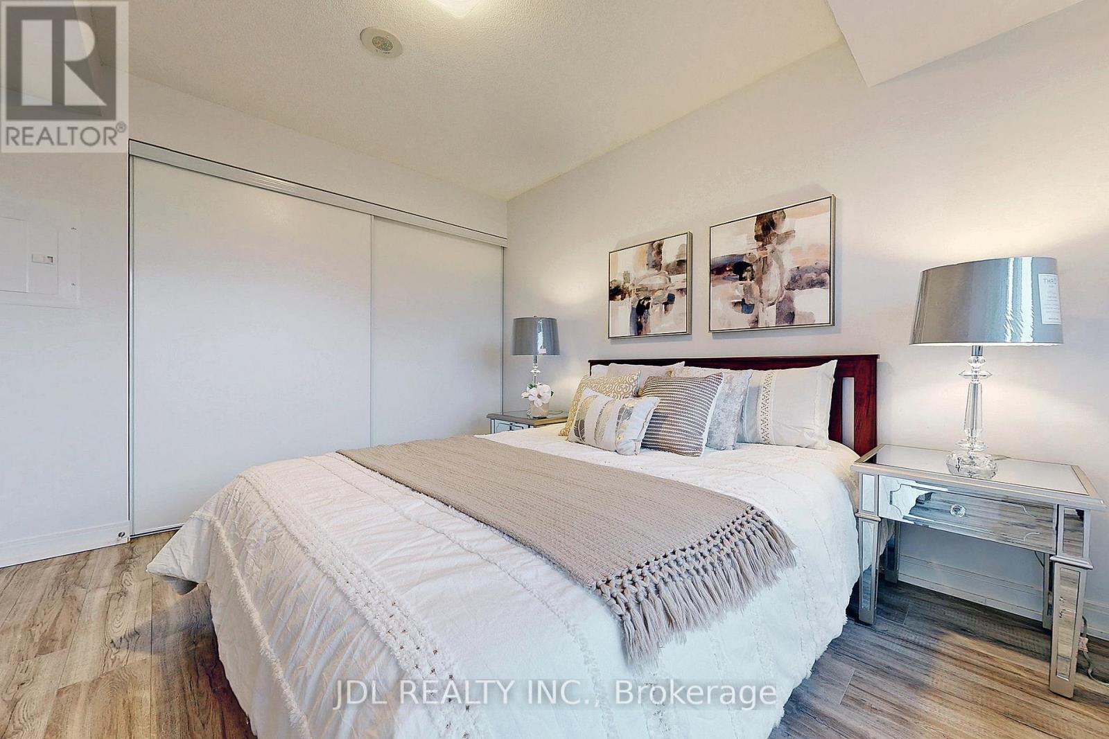 1016 - 181 Village Green Square, Toronto, Ontario  M1S 0K6 - Photo 12 - E12214565