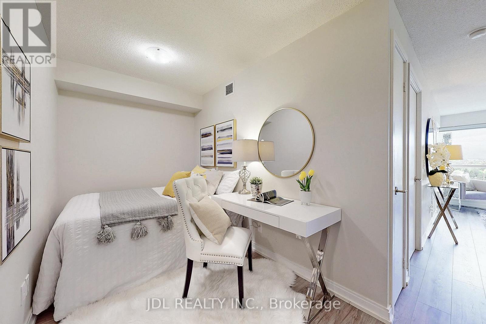 1016 - 181 Village Green Square, Toronto, Ontario  M1S 0K6 - Photo 13 - E12214565