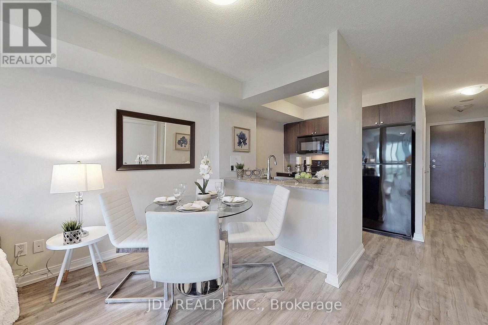 1016 - 181 Village Green Square, Toronto, Ontario  M1S 0K6 - Photo 6 - E12214565