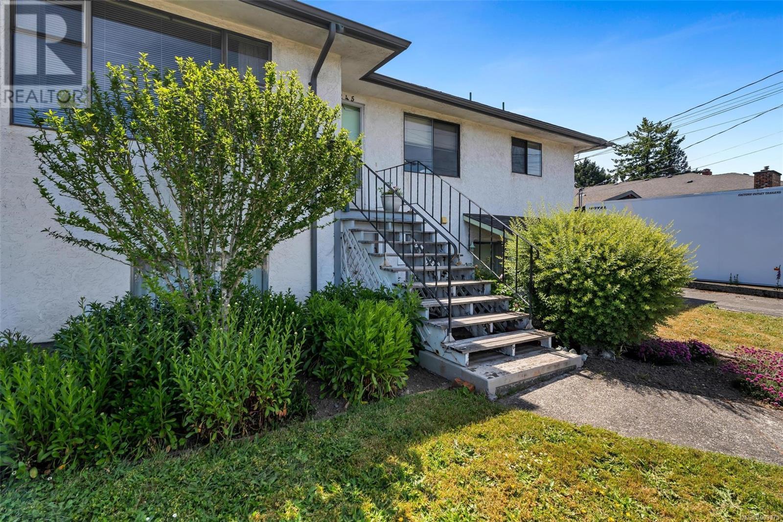 Property at 3245 Albion Rd image 2