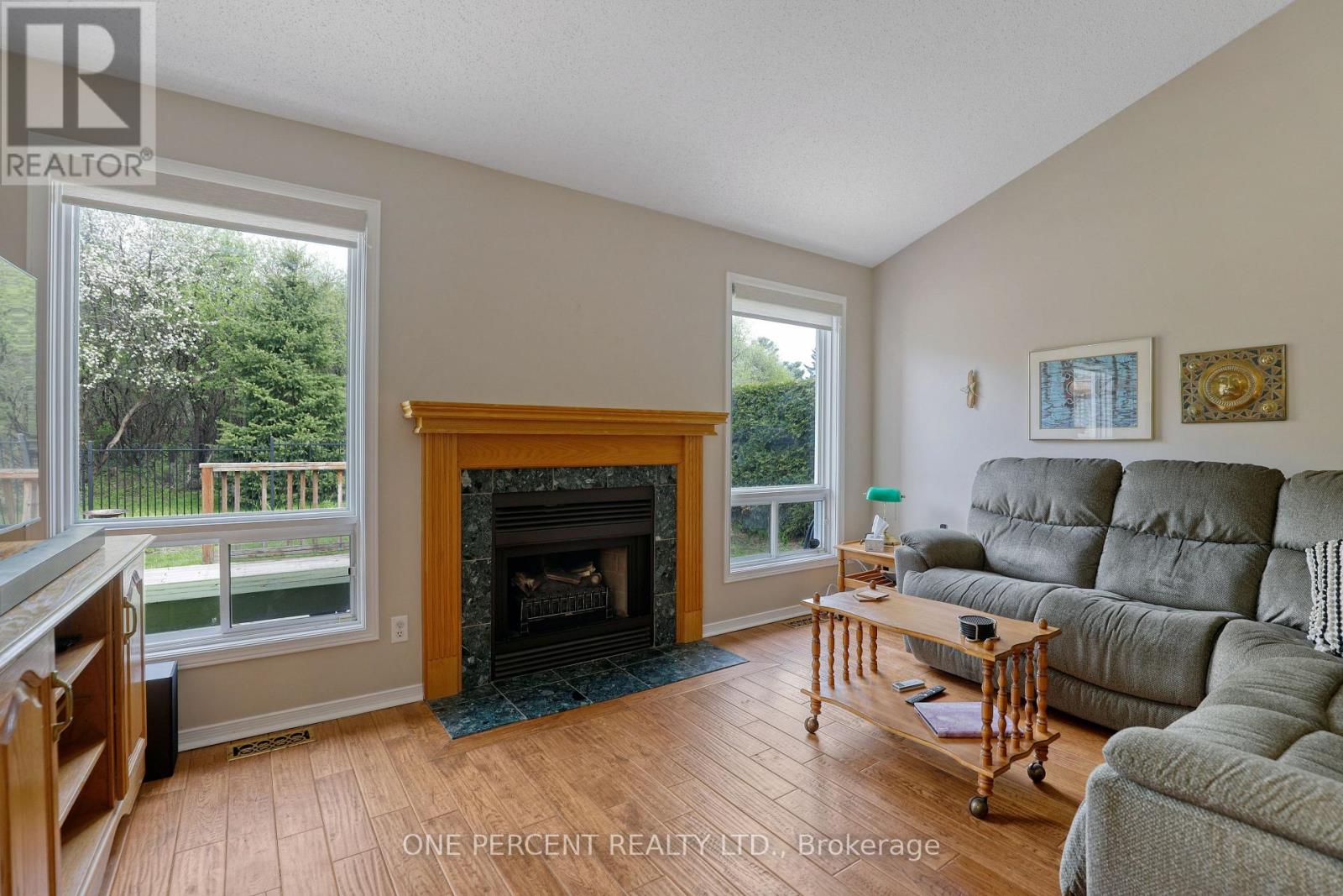 33 Shannondoe Crescent, Ottawa, Ontario  K2M 2H1 - Photo 19 - X12153021