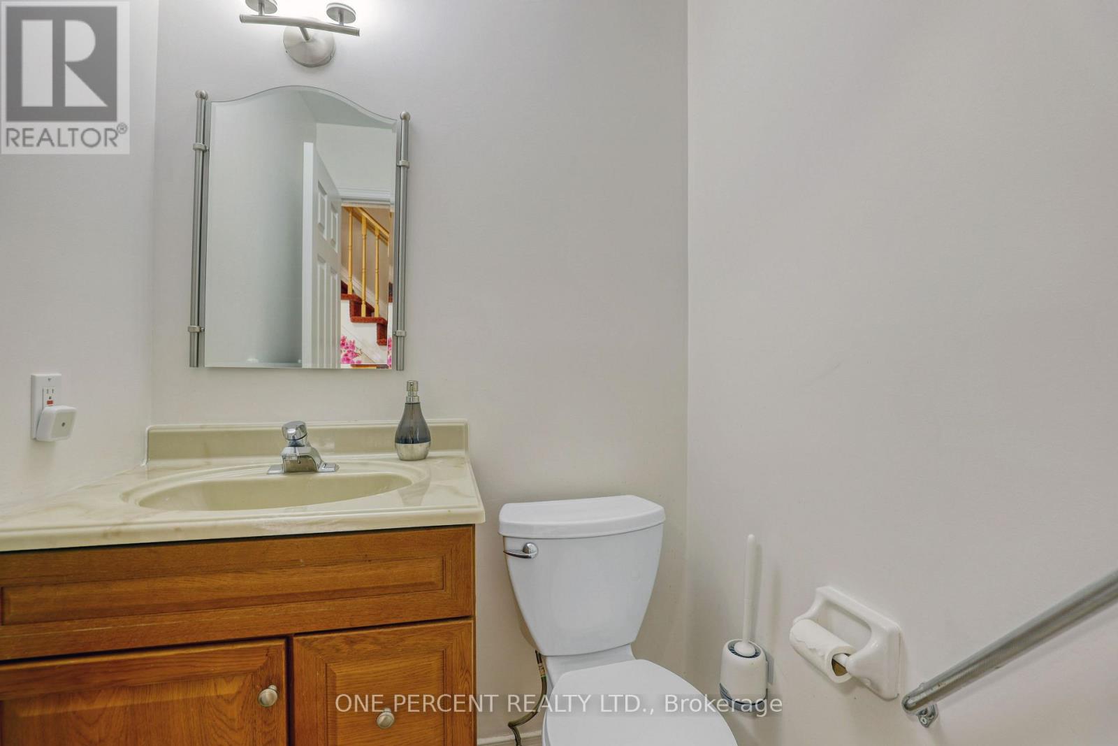 33 Shannondoe Crescent, Ottawa, Ontario  K2M 2H1 - Photo 7 - X12153021