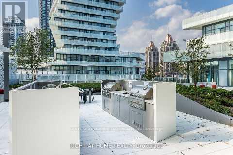 3206 - 3900 Confederation Parkway, Mississauga, Ontario  L5B 0M3 - Photo 13 - W12212811