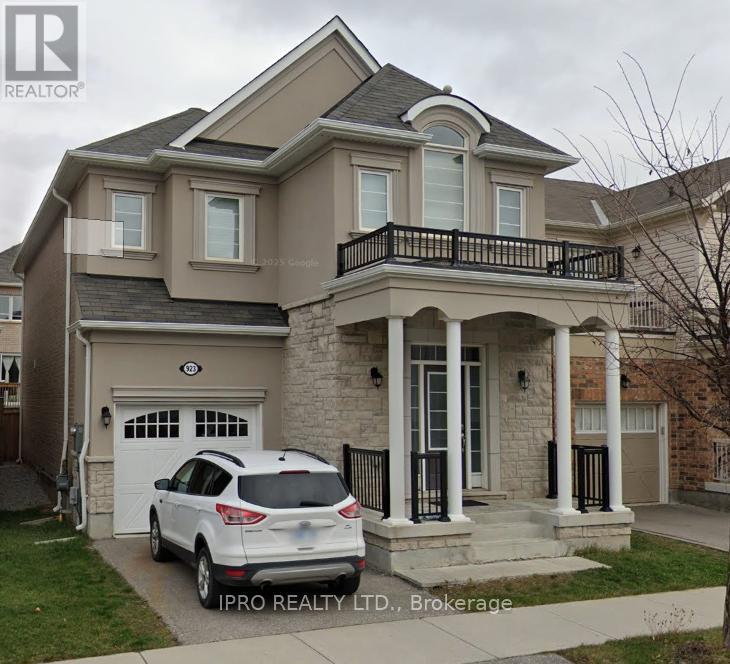 923 PENSON CRESCENT, Milton, Ontario