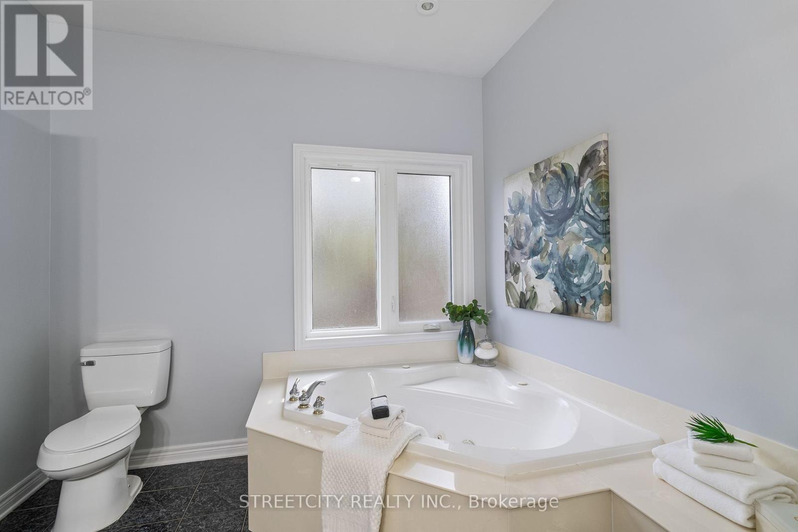 27 Wynfield Lane S, Middlesex Centre, Ontario  N6H 5L2 - Photo 22 - X12147265