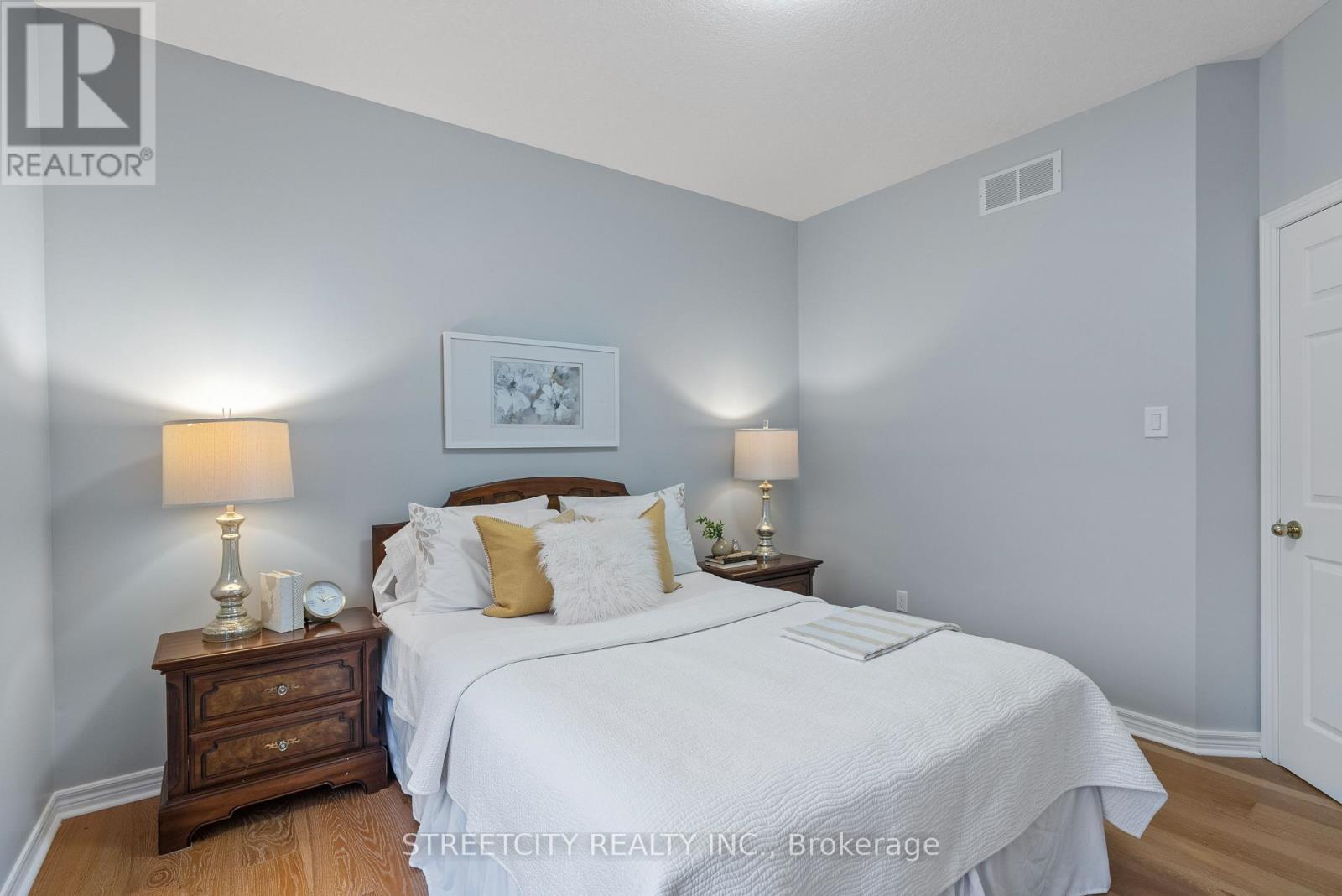 27 Wynfield Lane S, Middlesex Centre, Ontario  N6H 5L2 - Photo 25 - X12147265