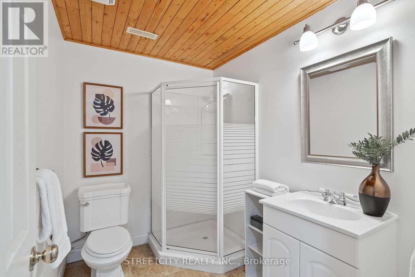 27 Wynfield Lane S, Middlesex Centre, Ontario  N6H 5L2 - Photo 35 - X12147265