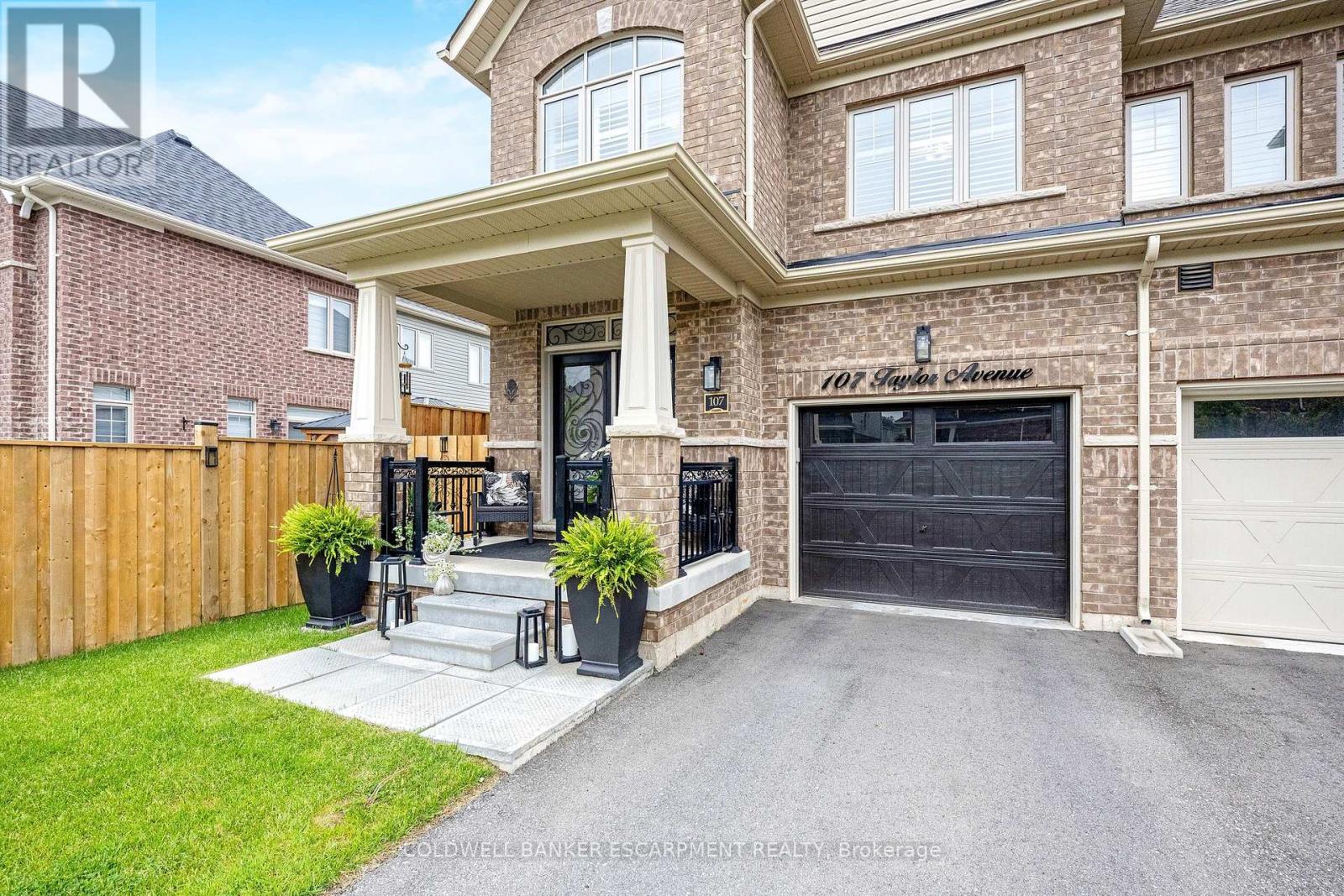 107 Taylor Avenue, Guelph/eramosa (Rockwood), Ontario  N0B 2K0 - Photo 3 - X12214570