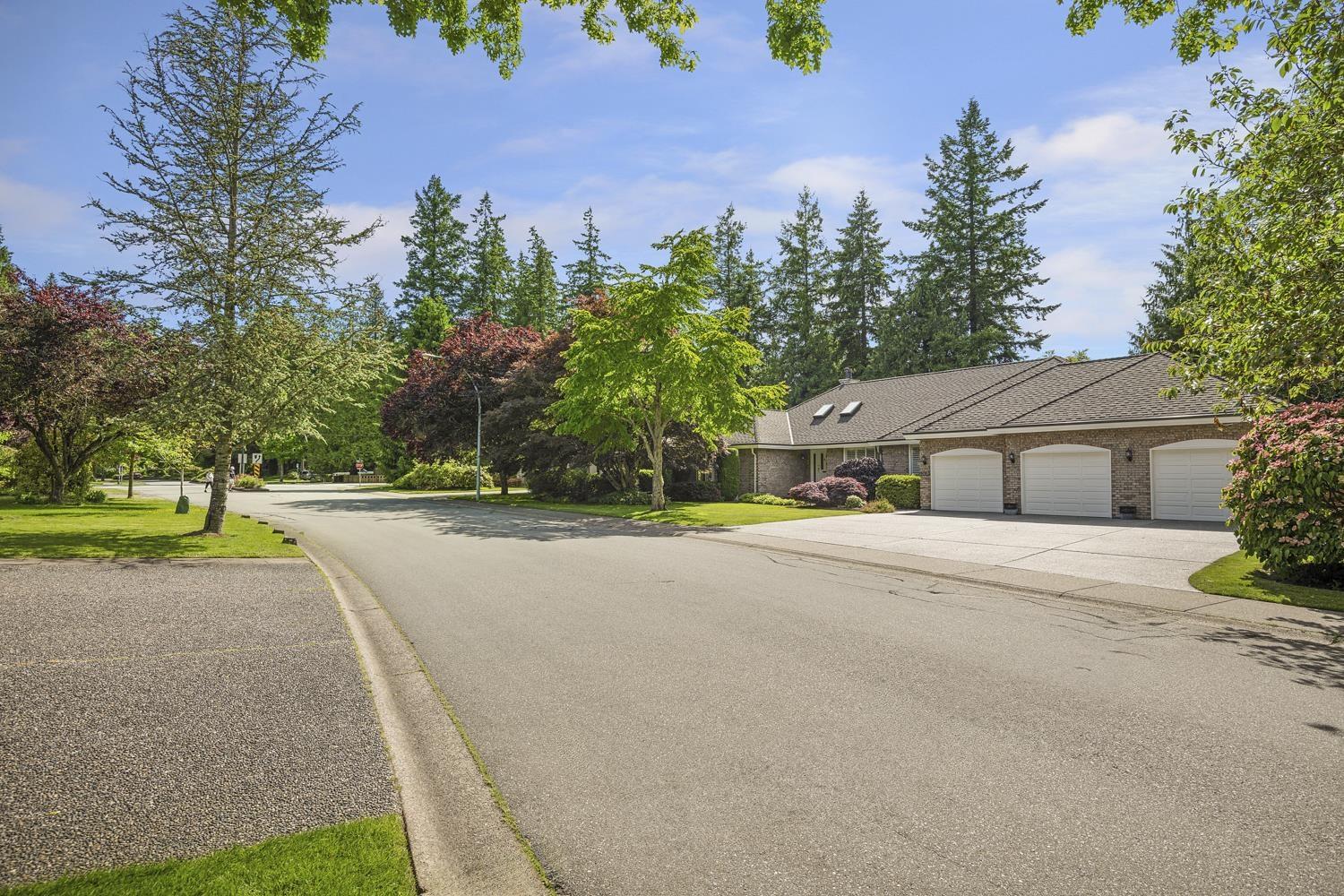 2023 132a Street, Surrey, British Columbia  V4A 9K2 - Photo 2 - R3013344