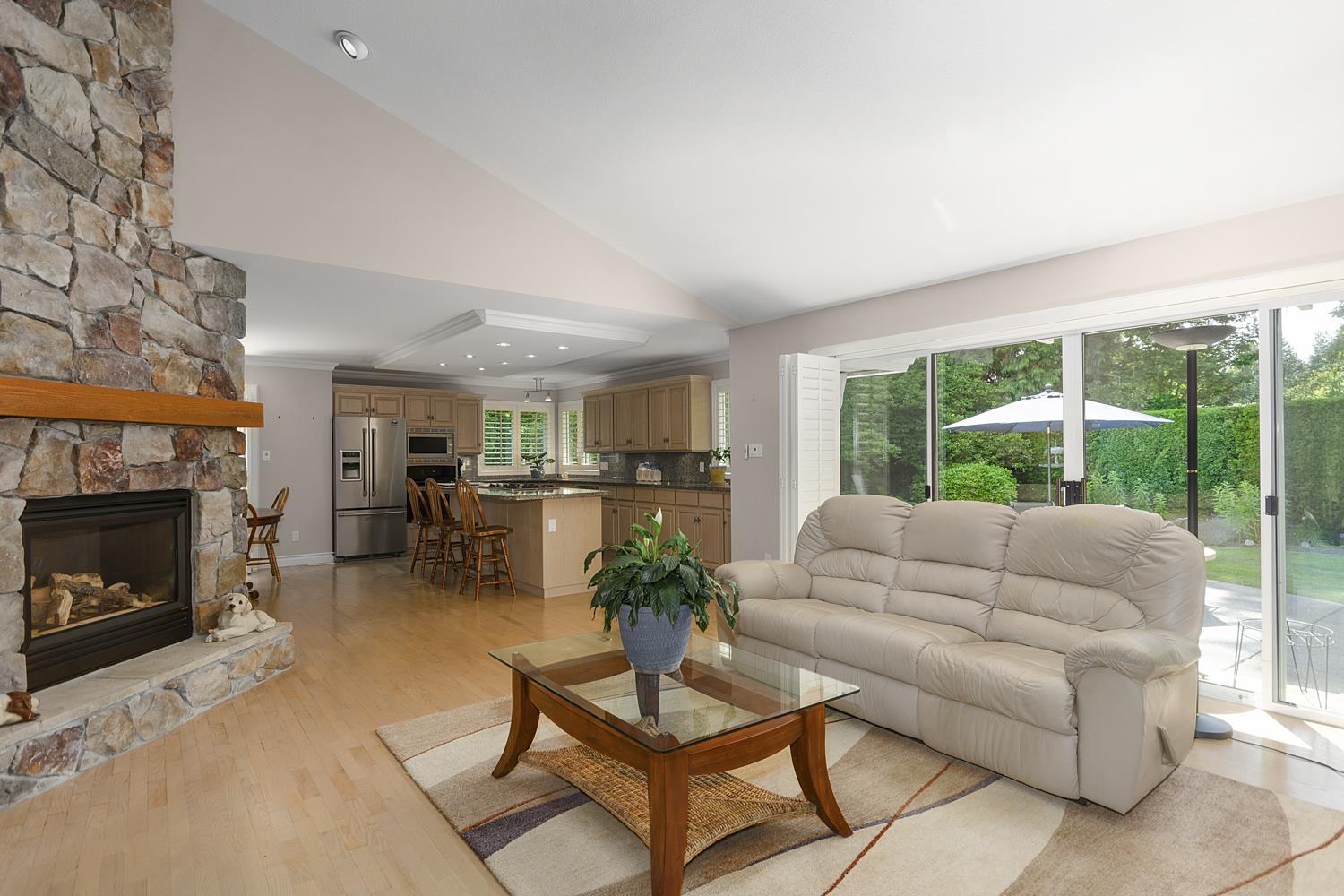 2023 132a Street, Surrey, British Columbia  V4A 9K2 - Photo 6 - R3013344