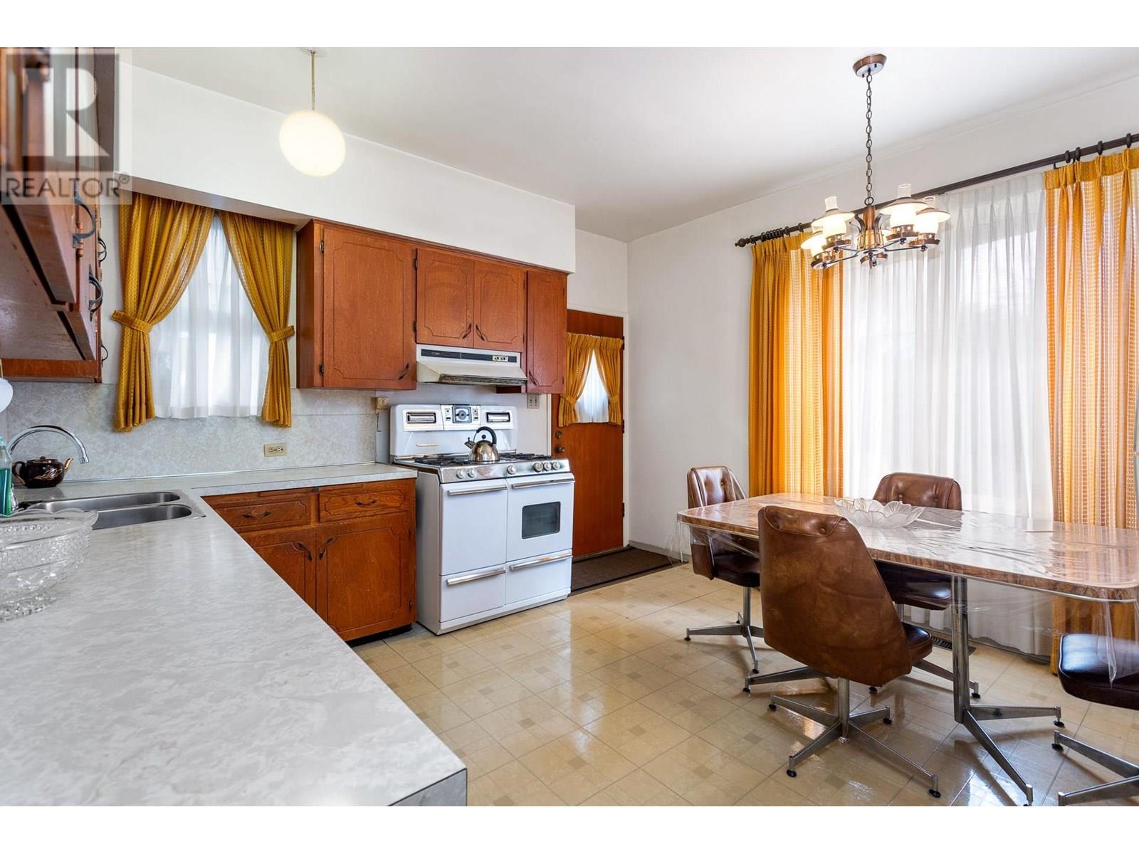 2206 Trutch Street, Vancouver, British Columbia  V6K 4G9 - Photo 7 - R2985577