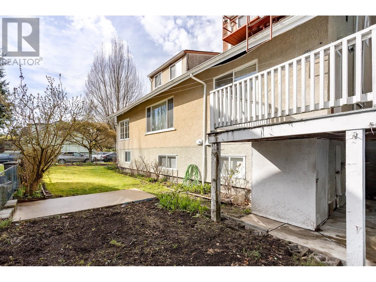 2206 Trutch Street, Vancouver, British Columbia  V6K 4G9 - Photo 36 - R2985577