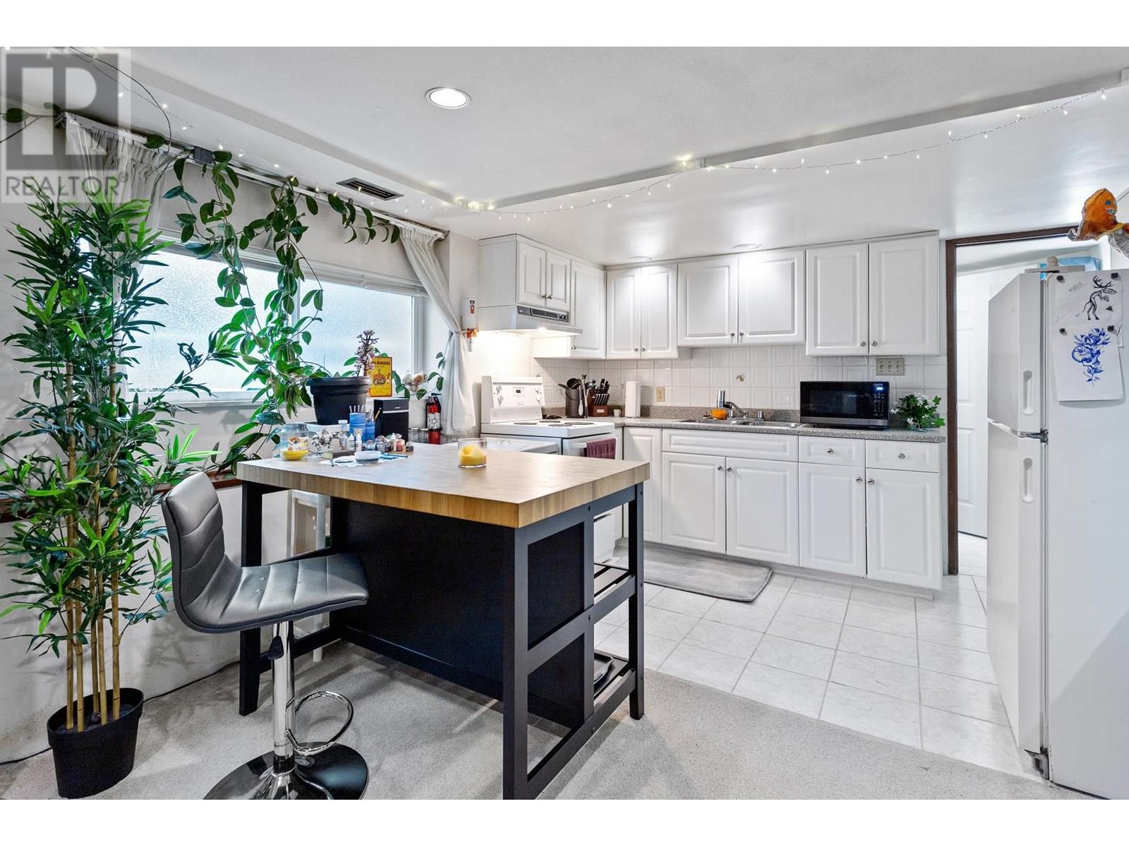 2206 Trutch Street, Vancouver, British Columbia  V6K 4G9 - Photo 26 - R2985577