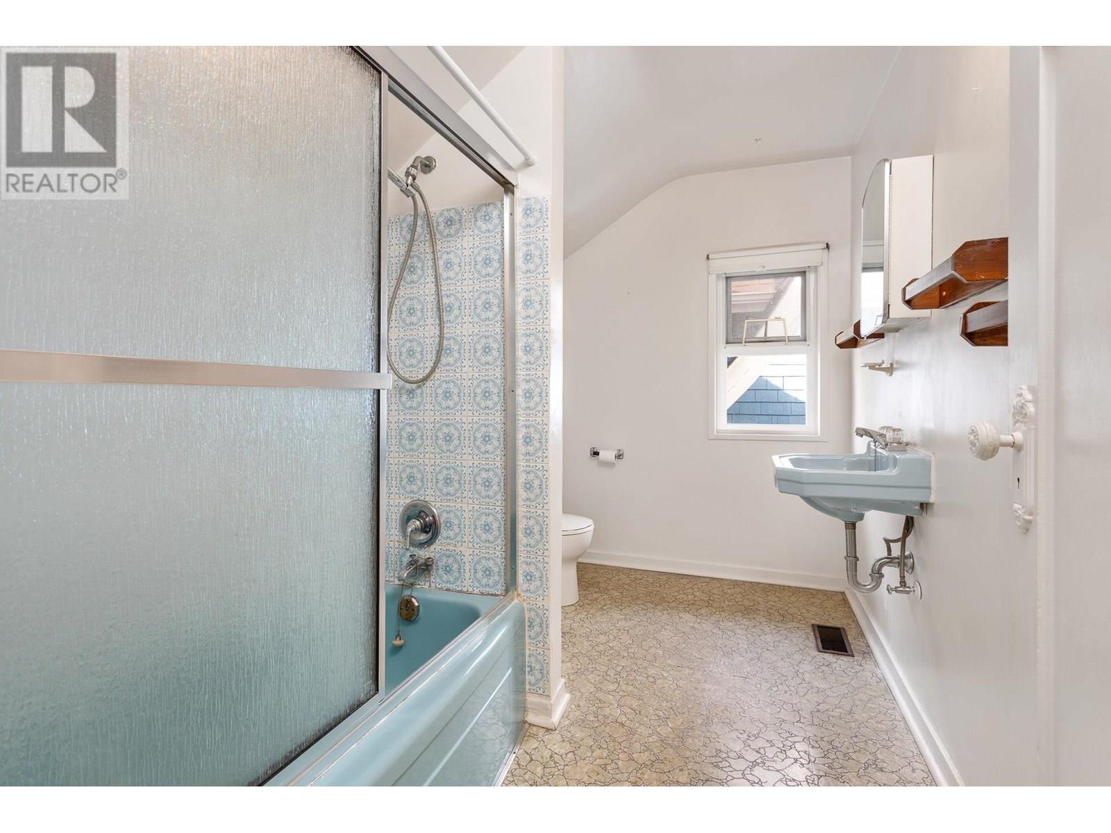 2206 Trutch Street, Vancouver, British Columbia  V6K 4G9 - Photo 17 - R2985577