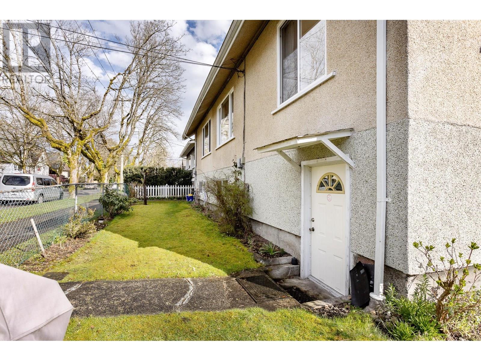 2206 Trutch Street, Vancouver, British Columbia  V6K 4G9 - Photo 38 - R2985577