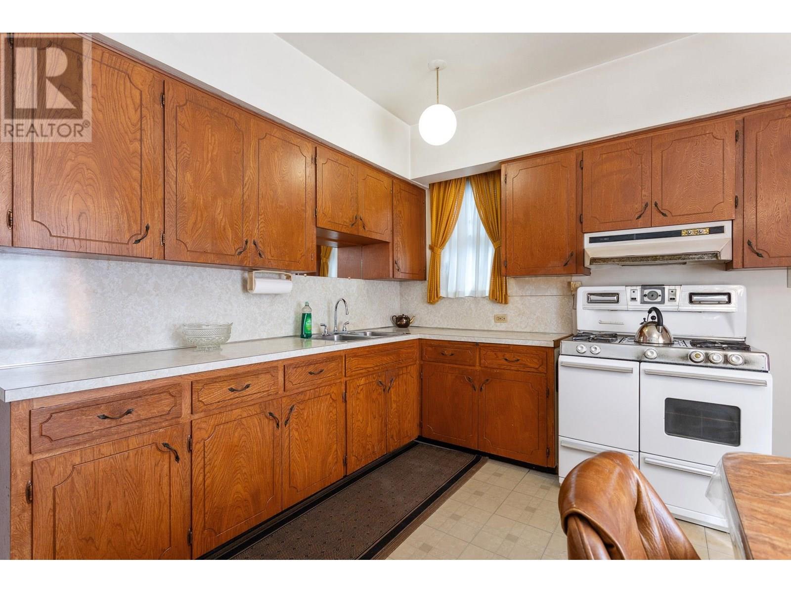2206 Trutch Street, Vancouver, British Columbia  V6K 4G9 - Photo 6 - R2985577