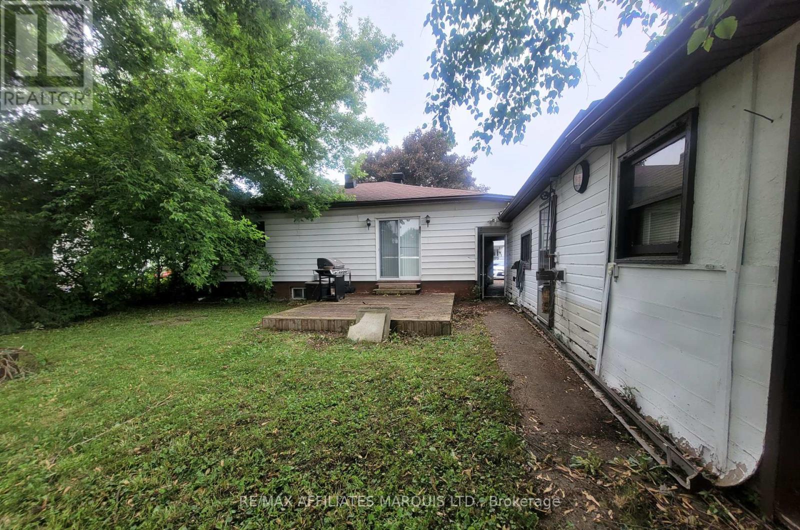 264 Twelfth Street W, Cornwall, Ontario  K6J 3C4 - Photo 15 - X12214572