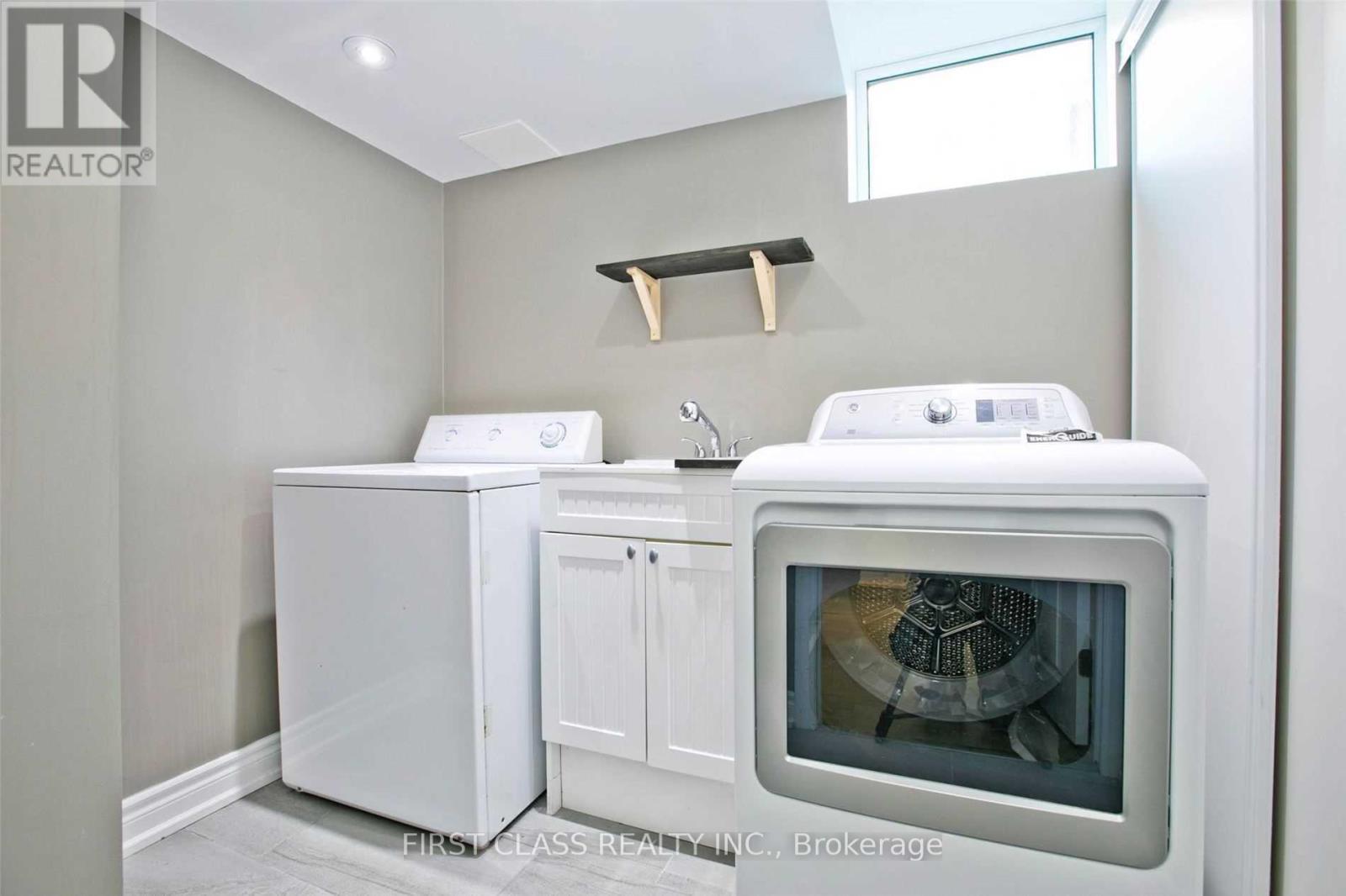 25 Summerside Crescent, Toronto, Ontario  M2H 1W9 - Photo 16 - C12214577