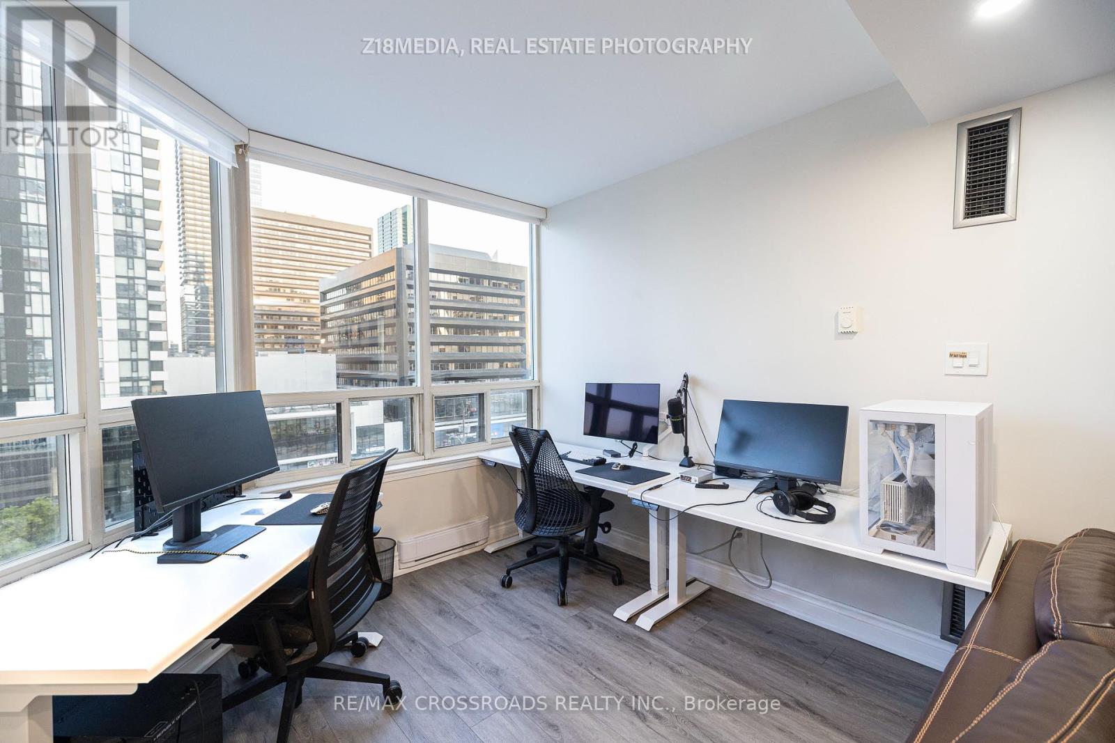 709 - 30 Greenfield Avenue, Toronto, Ontario  M2N 6N3 - Photo 12 - C12214581