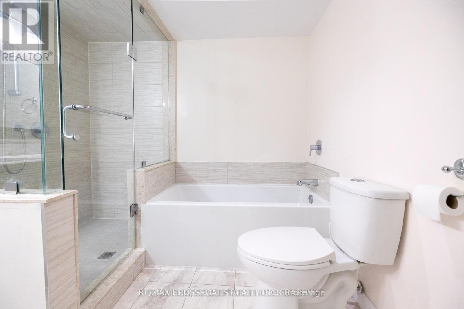 709 - 30 Greenfield Avenue, Toronto, Ontario  M2N 6N3 - Photo 17 - C12214581