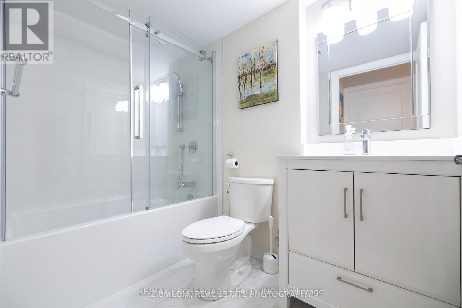 709 - 30 Greenfield Avenue, Toronto, Ontario  M2N 6N3 - Photo 19 - C12214581