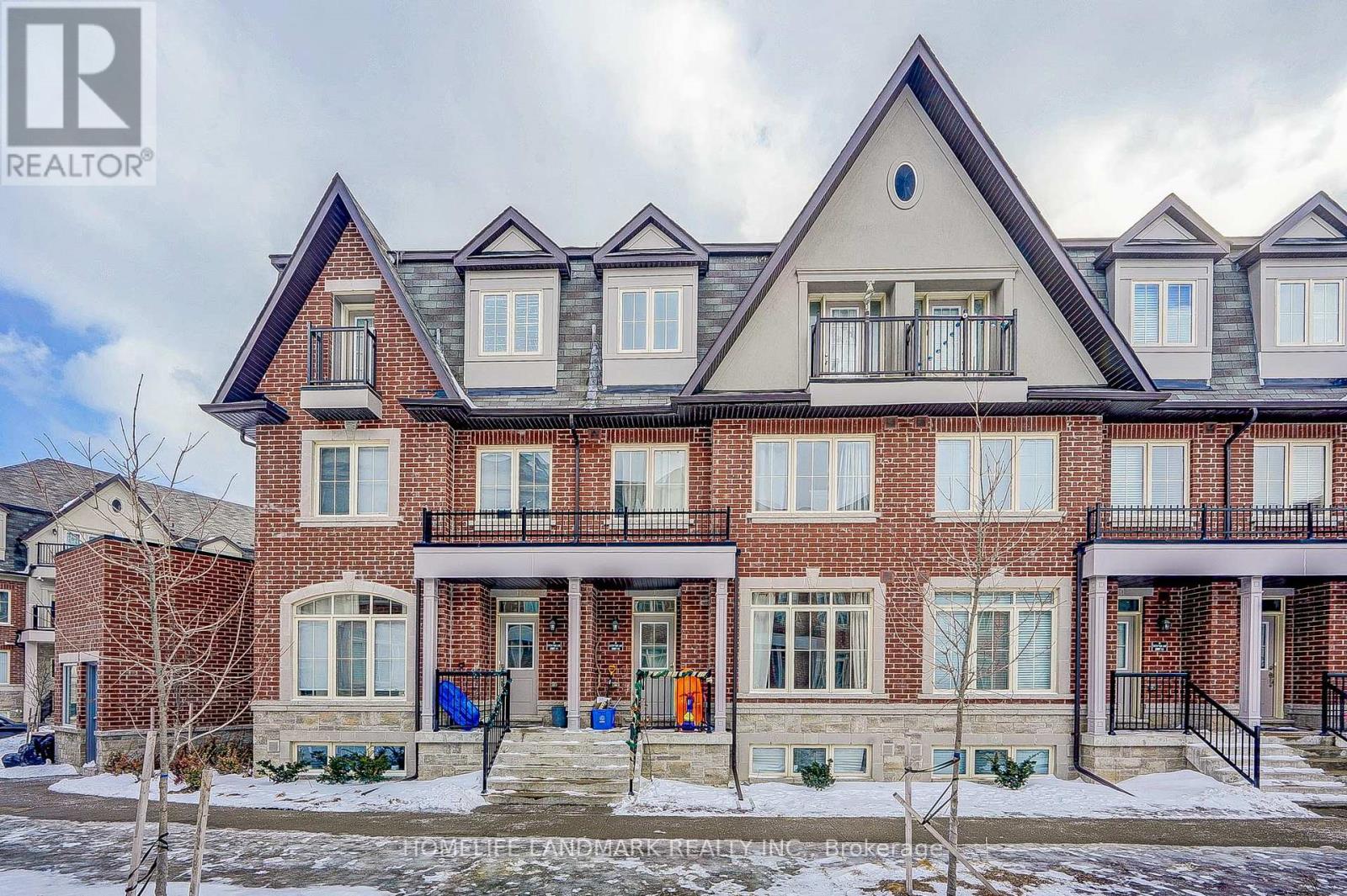 12 - 8 Eaton Park Lane, Toronto (L'amoreaux), Ontario  M1W 0A5 - Photo 2 - E12214576