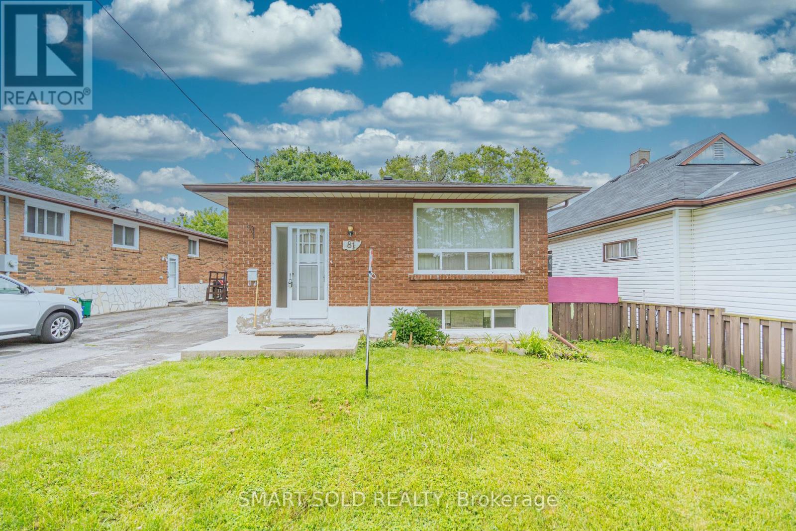 81 CROMWELL AVENUE, Oshawa, Ontario