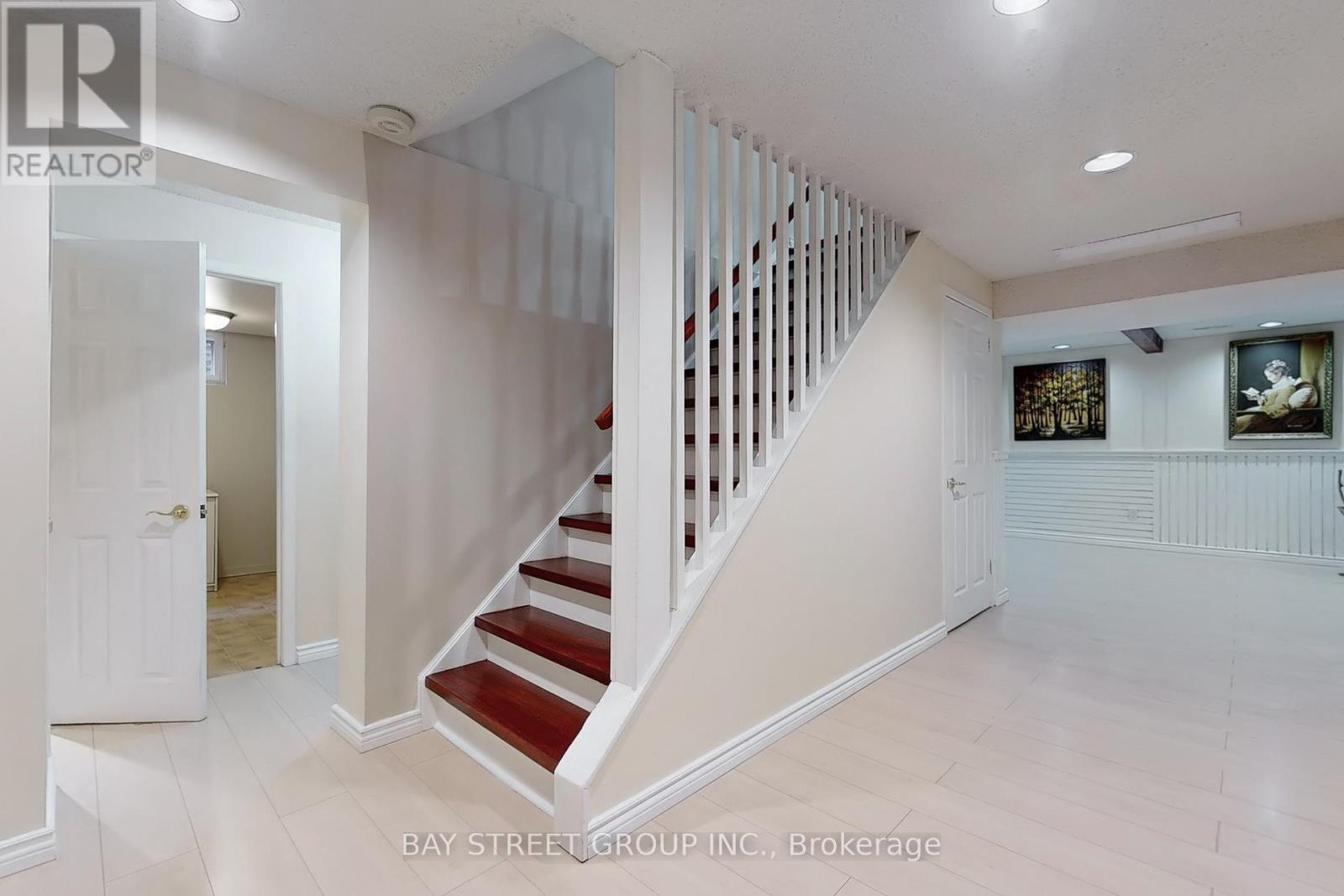 33 Roman Road, Markham, Ontario  L3T 4J8 - Photo 37 - N12214588
