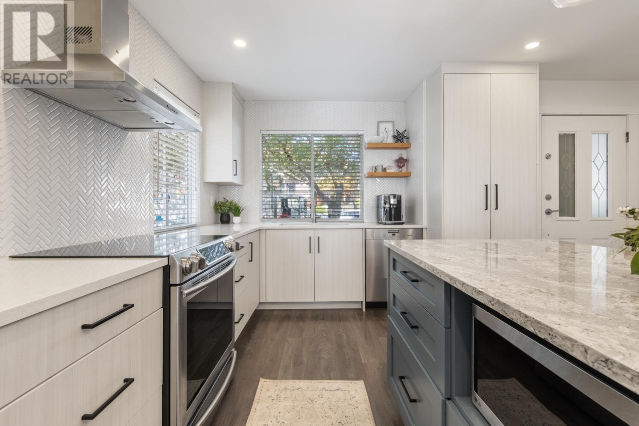 5 249 E 4th Street, North Vancouver, British Columbia  V7L 1J1 - Photo 7 - R3008425