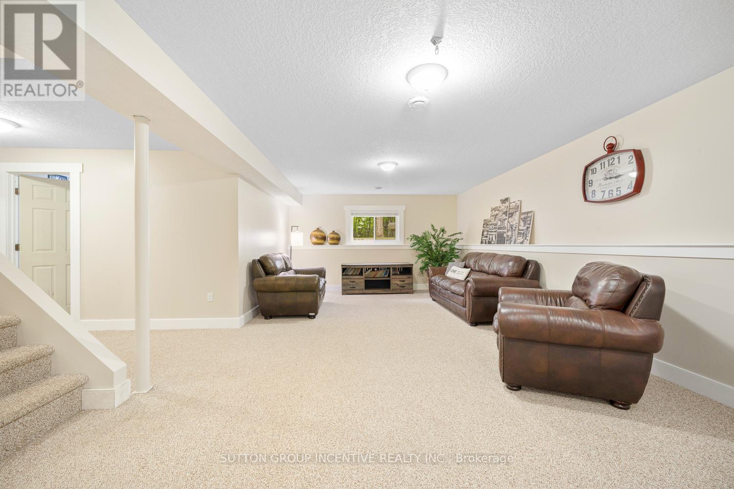 7070 93 Highway, Tiny, Ontario  L0K 2E0 - Photo 28 - S12214598