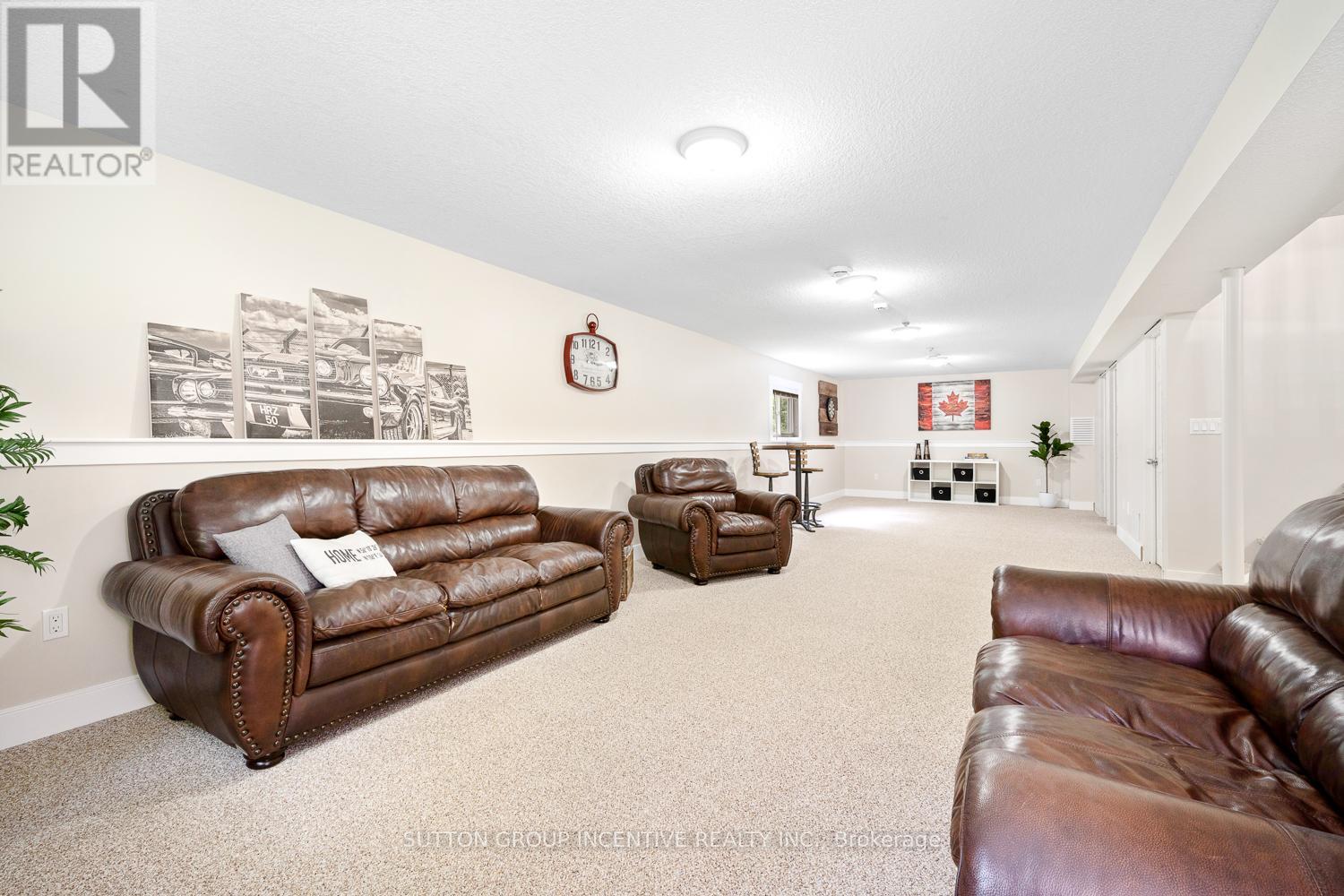 7070 93 Highway, Tiny, Ontario  L0K 2E0 - Photo 29 - S12214598