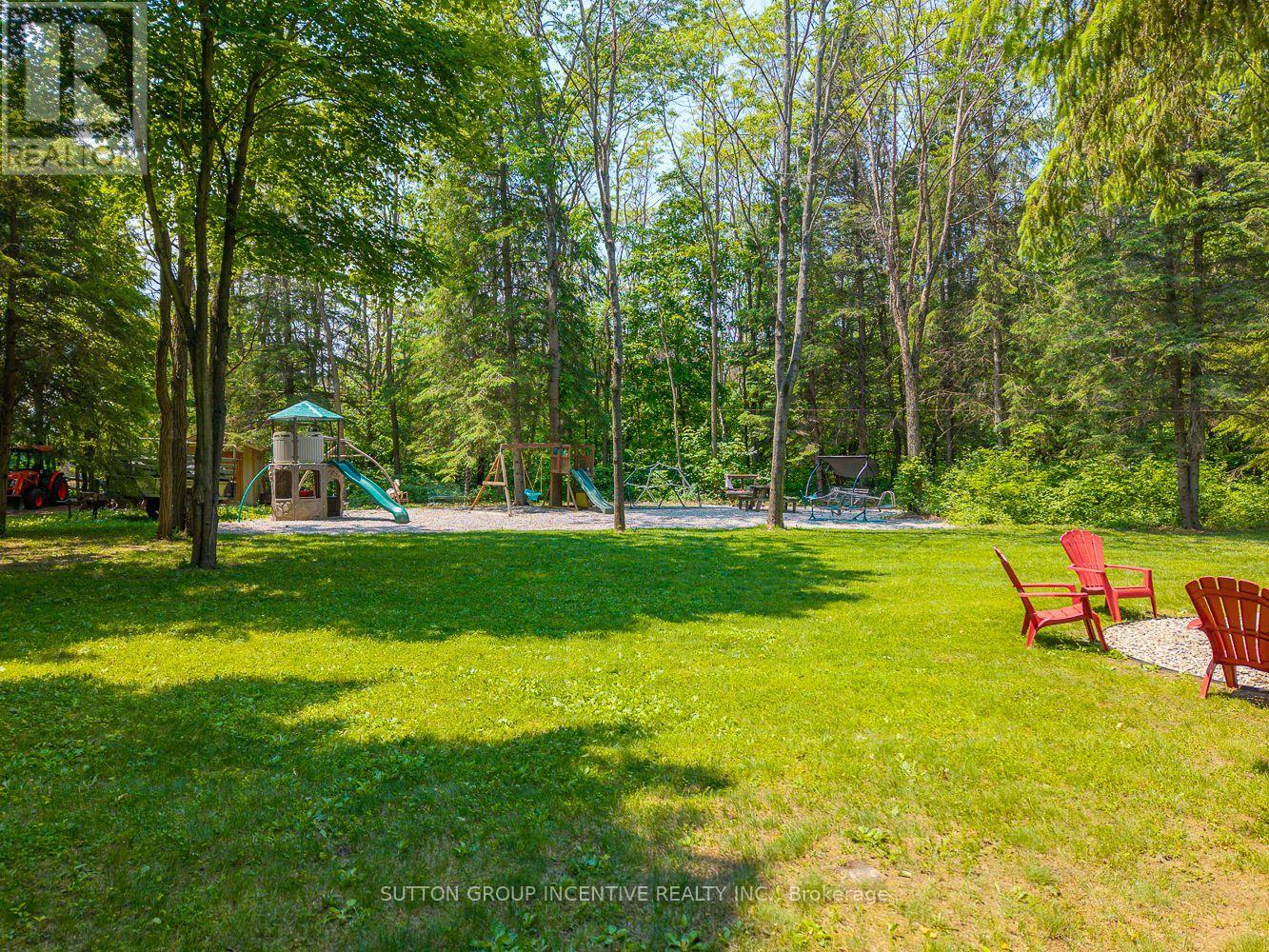7070 93 Highway, Tiny, Ontario  L0K 2E0 - Photo 38 - S12214598