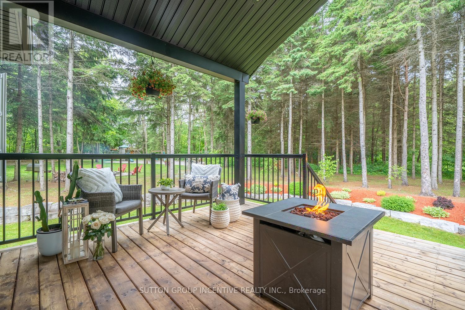 7070 93 Highway, Tiny, Ontario  L0K 2E0 - Photo 43 - S12214598