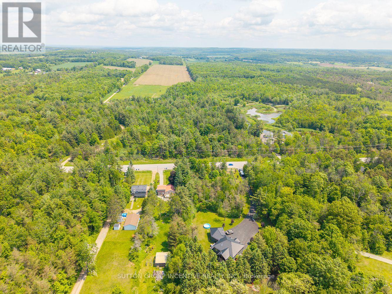 7070 93 Highway, Tiny, Ontario  L0K 2E0 - Photo 46 - S12214598