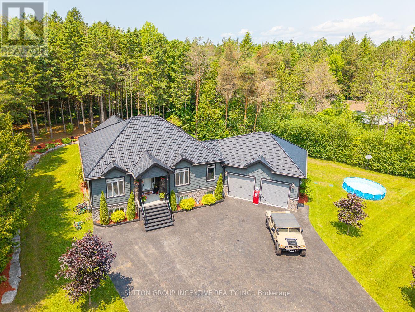 7070 93 Highway, Tiny, Ontario  L0K 2E0 - Photo 6 - S12214598