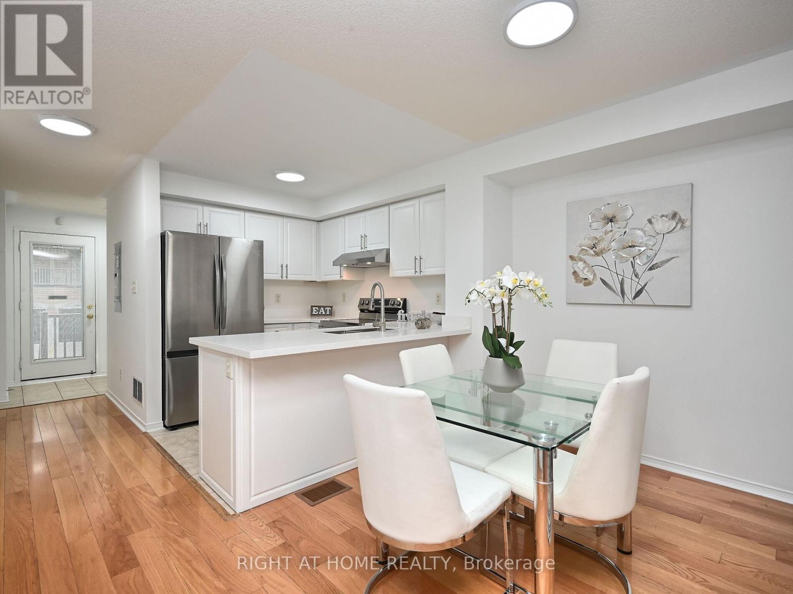 25 - 3250 Bentley Drive, Mississauga (Churchill Meadows), Ontario  L5M 0P7 - Photo 17 - W12214578