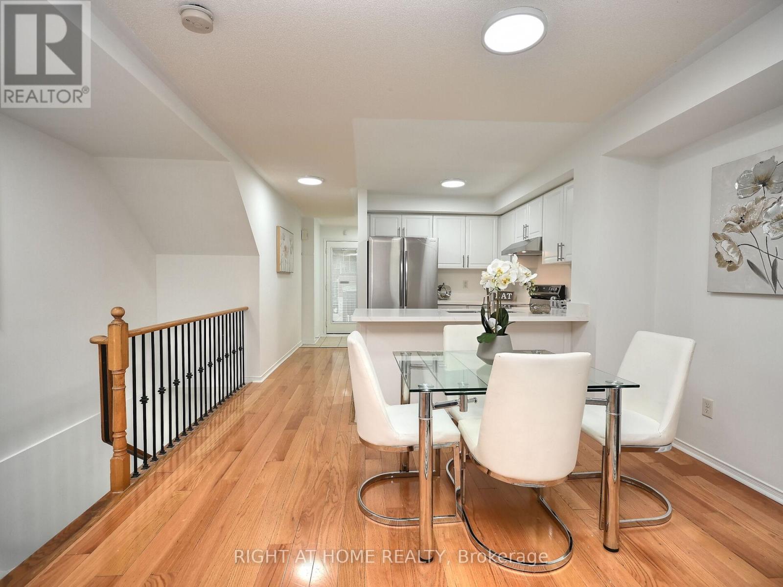 25 - 3250 Bentley Drive, Mississauga (Churchill Meadows), Ontario  L5M 0P7 - Photo 9 - W12214578