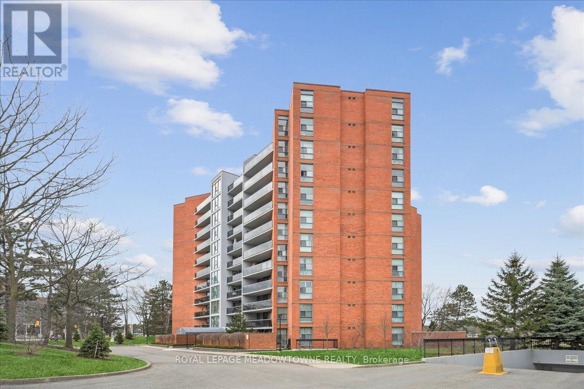 709 - 2665 WINDWOOD DRIVE, Mississauga, Ontario
