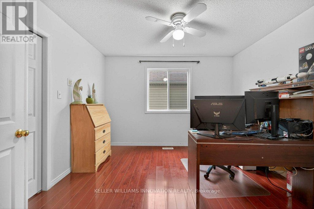 324 Beaumont Crescent, Kitchener, Ontario  N2A 0A7 - Photo 23 - X12214582
