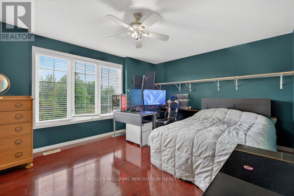 324 Beaumont Crescent, Kitchener, Ontario  N2A 0A7 - Photo 27 - X12214582