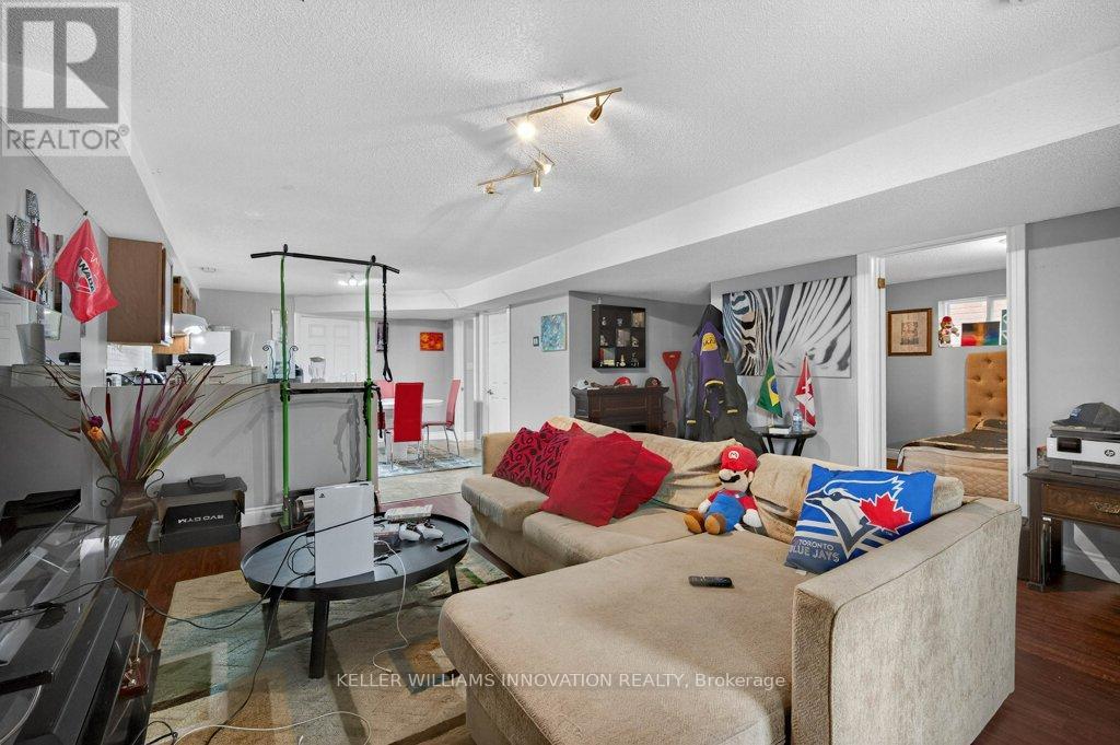 324 Beaumont Crescent, Kitchener, Ontario  N2A 0A7 - Photo 36 - X12214582